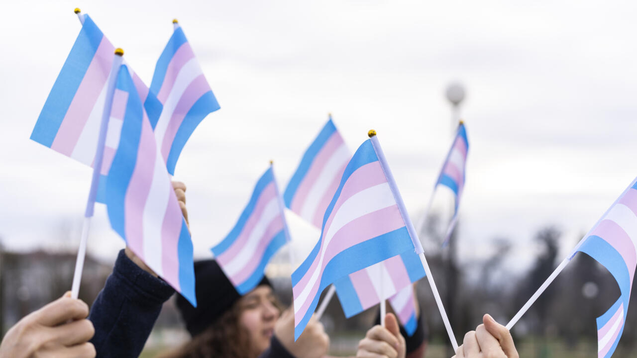 24 июля Владимир Путин подписал закон о запрете трансгендерного перехода